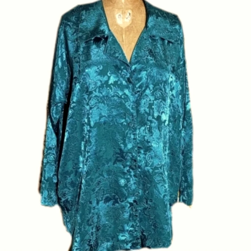 Victoria's Secret Gold Label Night Shirt in deep jade green